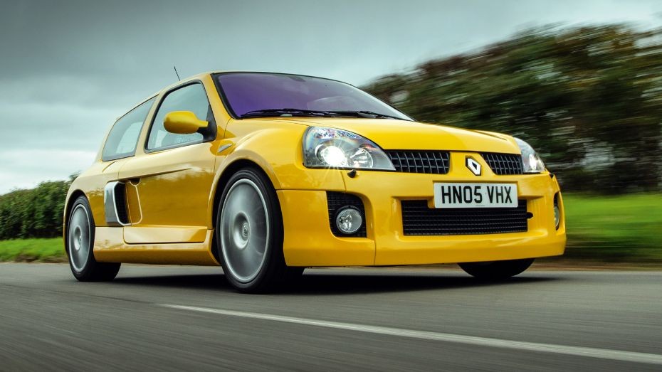 خودروی شماره 1: Renault Clio V6