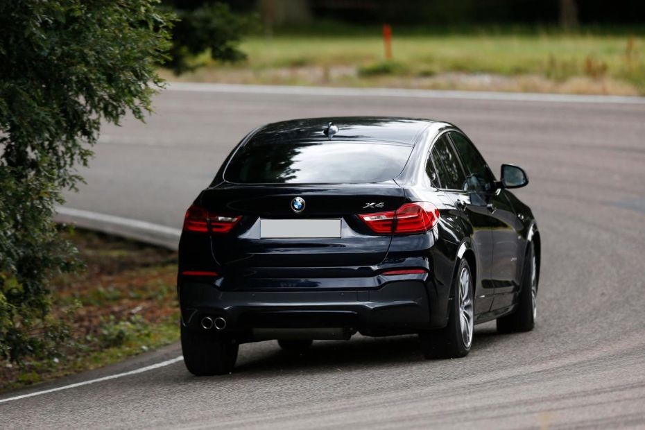 ویژگی‌های جانبی خودرو BMW سری X4